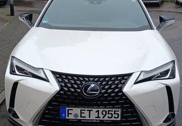 Lexus UX 32.300 km 22.999 &euro; Frankfurt 60439