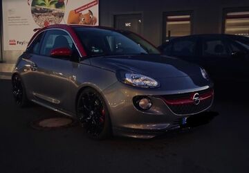 Opel Adam 128.000 km 8.999 &euro; Usingen 61250