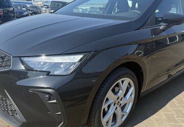 Seat Ibiza 1.0 TSI 70 kW Style/17Zoll/Winterp 1.109 km 18.999 &euro; Frankfurt 60386