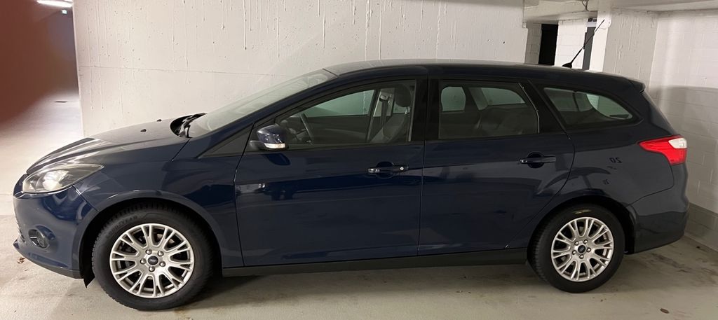 Ford Focus 340.000 km 2.100 &euro; Frankfurt 60528