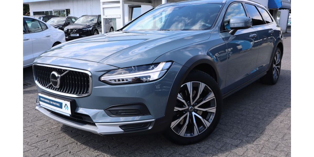 Volvo V90 Cross Country 96.199 km 34.980 &euro; Darmstadt 64291