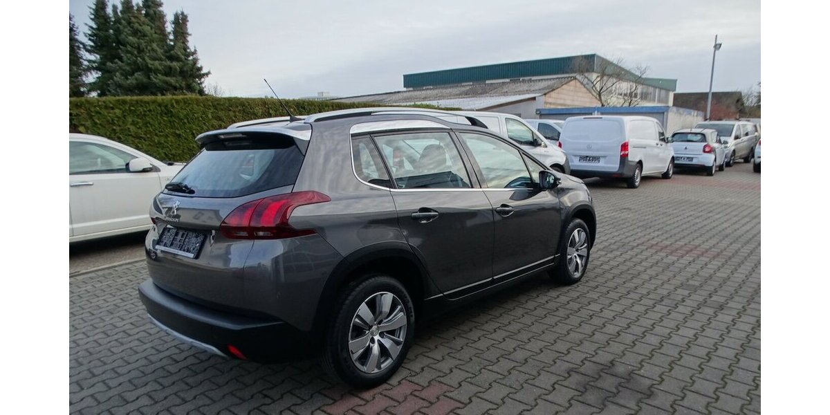 Peugeot 2008 1,2l Allure Einparkhilfe vorne + hinten, Klim 76.200 km 10.990 &euro; Rodgau 63110