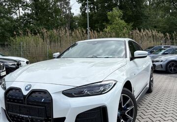 BMW i4 46.638 km 41.999 &euro; Rödermark 63322