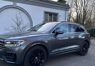 VW Touareg 122.500 km 39.900 &euro; dreieich 63303