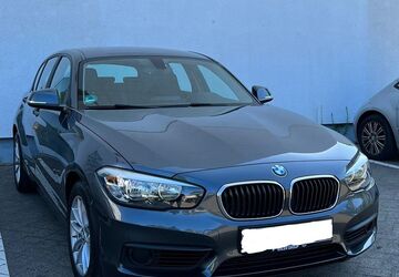 BMW 118 130.000 km 12.900 &euro; Frankfurt am Main 60311