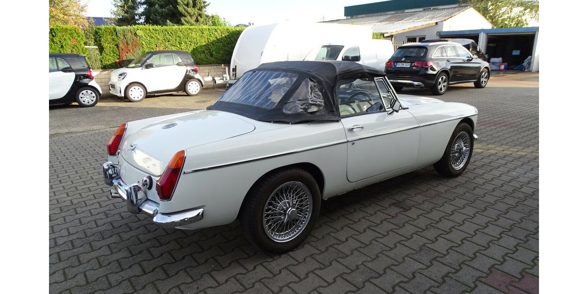 MG B Unikat V8 Alu Motor 2.195 km 22.990 &euro; Rodgau 63110