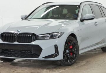 BMW 330 22.353 km 49.989 &euro; Frankfurt 60314