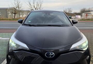 Toyota C-HR 25.832 km 22.999 &euro; Usingen 61250