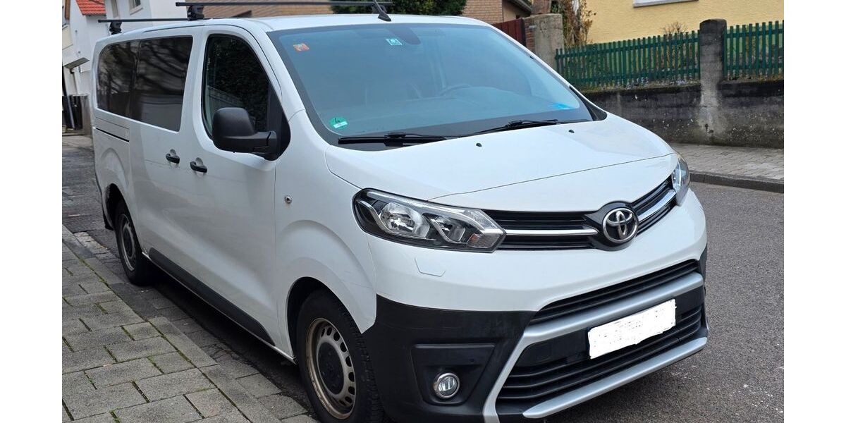Toyota Proace (Verso) 97.800 km 13.990 &euro; Kelsterbach 65451