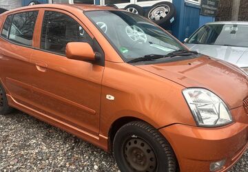 Kia Picanto 82.700 km 1.950 &euro; Frankfurt am Main 60486