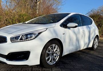 Kia ceed / Ceed 35.950 km 15.100 &euro; Schmitten 61389