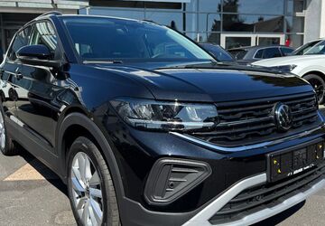 VW T-Cross 13.865 km 24.850 &euro; Frankfurt am Main 65936