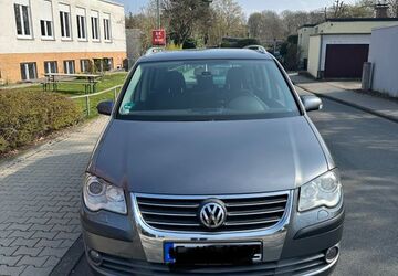 VW Touran 270.000 km 3.650 &euro; Frankfurt am main 60488