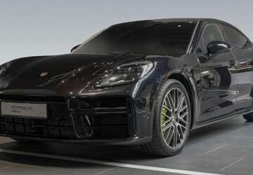 Porsche Panamera 22.500 km 138.660 &euro; Frankfurt am Main 65936