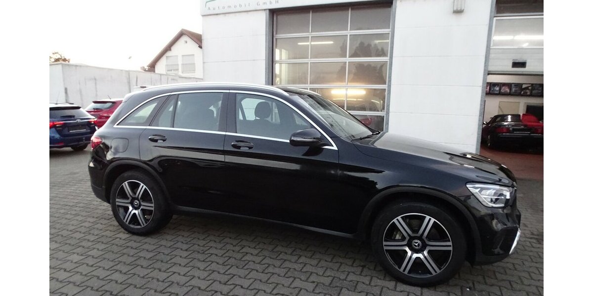 Mercedes-Benz GLC 400 d 4M Rückfahrkamera, LED-Scheinwerfer, Nav 160.000 km 29.990 &euro; Rodgau 63110