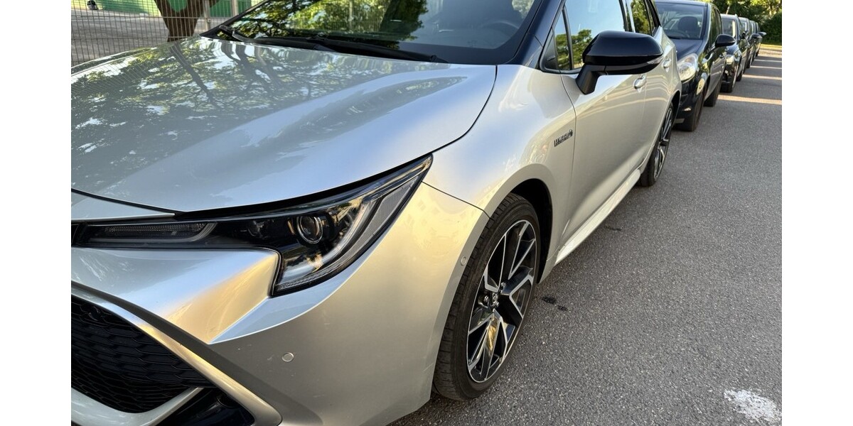 Toyota Corolla 148.000 km 17.700 &euro; Hanau 63450