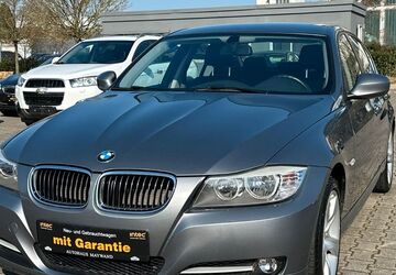 BMW 318 102.000 km 10.990 &euro; Offenbach am Main 63071