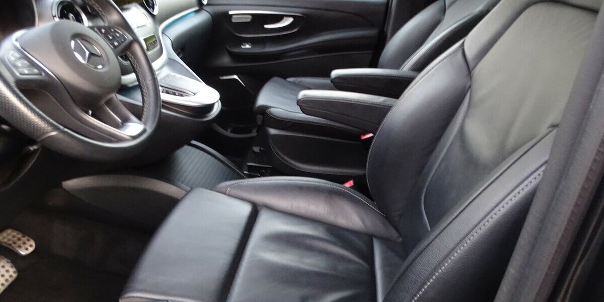 Mercedes-Benz V 300 d 4M lang AVANTGARDE EDITION AMG Line, Stand 61.360 km 59.890 &euro; Rodgau 63110