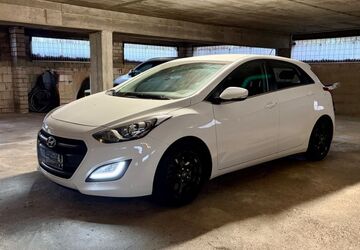 Hyundai i30 70.720 km 11.595 &euro; Nauheim 64569