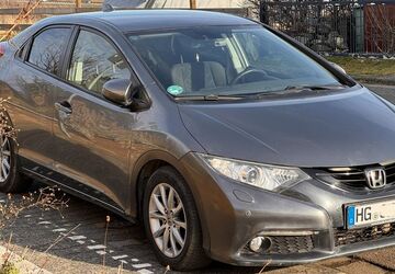 Honda Civic 123.200 km 9.250 &euro; Neu-Anspach 61267