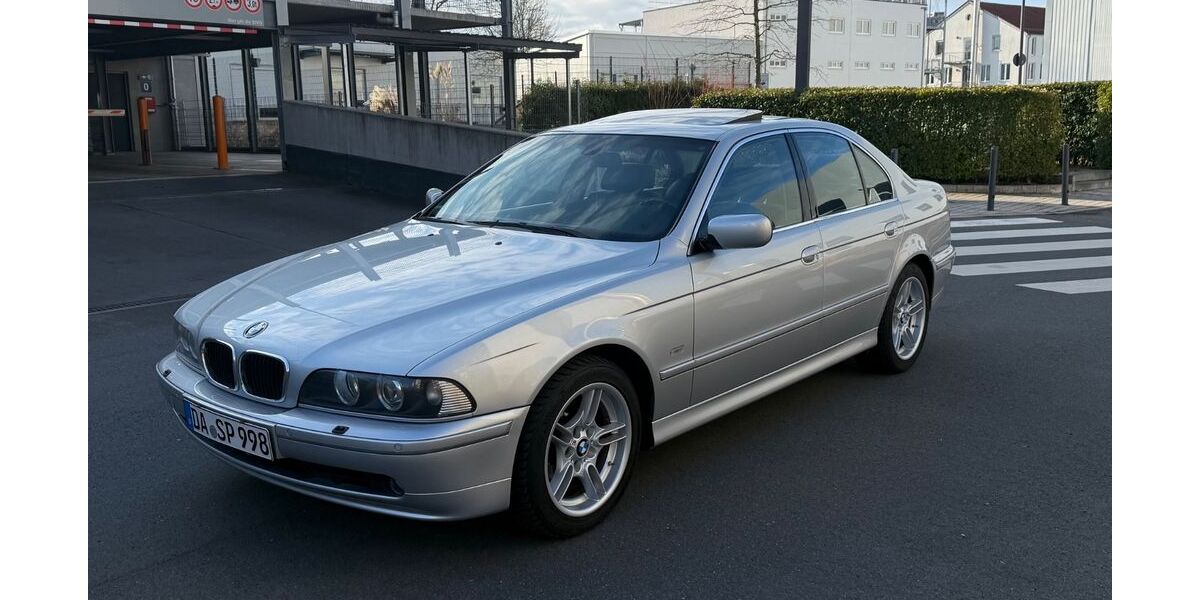 BMW 520 156.790 km 11.900 &euro; Frankfurt am Main 60599