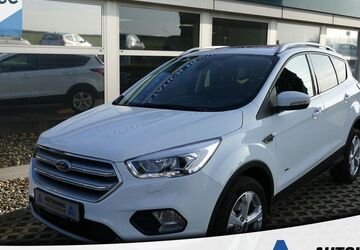 Ford Kuga 99.500 km 16.950 &euro; Karben 61184