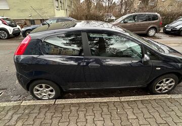 Fiat Punto 137.000 km 2.500 &euro; Frankfurt am Main 60386