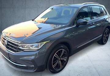 VW Tiguan 64.400 km 28.980 &euro; Frankfurt am Main 60528