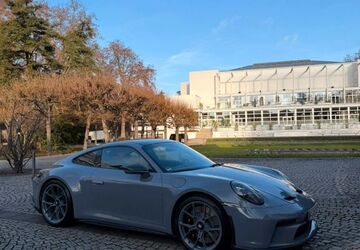 Porsche 992 14.586 km 177.500 &euro; Frankfurt am Main 60325