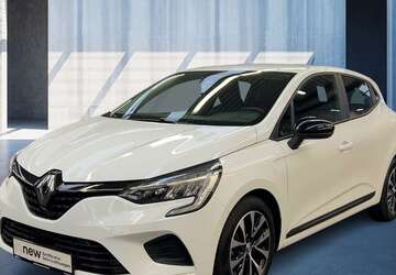 Renault Clio 25.750 km 13.390 &euro; Frankfurt / Main 60314