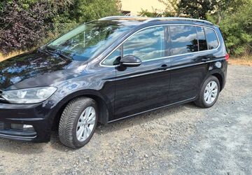 VW Touran 237.000 km 16.000 &euro; Mühlheim am Main 63165