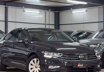 VW Passat 144.662 km 16.890 &euro; Maintal 63477