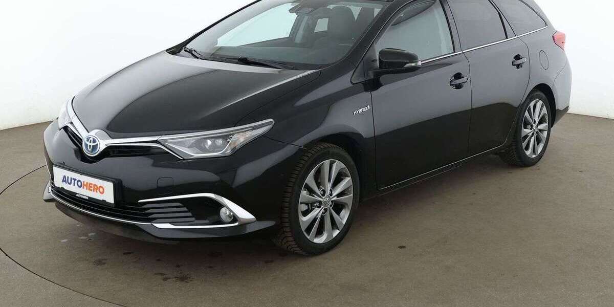 Toyota Auris 69.403 km 16.650 &euro; Frankfurt am Main 65936