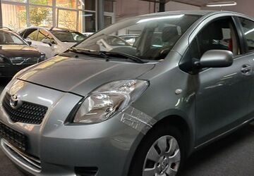 Toyota Yaris 169.000 km 3.700 &euro; Rüsselsheim 65428