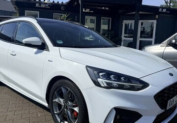 Ford Focus 1.0 Ecoboost ST-Line X/TopZustand 89.900 km 13.490 &euro; Frankfurt 60386