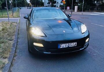 Porsche Panamera 203.000 km 28.000 &euro; Frankfurt am Main 60528