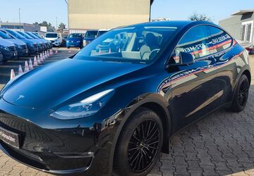 Tesla Model Y 33.900 km 39.980 &euro; Rüsselsheim 65428
