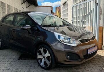 Kia Rio 104.282 km 7.999 &euro; Neu-Isenburg 63263
