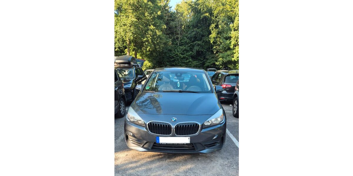 BMW 218 Active Tourer 90.000 km 13.500 &euro; frankfurt 65933