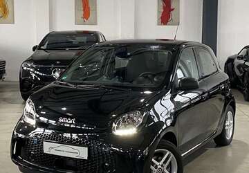 Smart forFour 45.590 km 8.880 &euro; Frankfurt am Main 60386