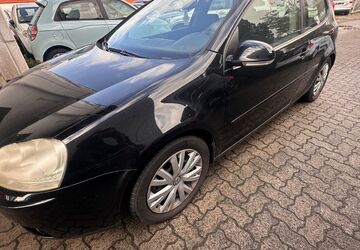 VW Golf 222.000 km 790 &euro; Hanau 63452