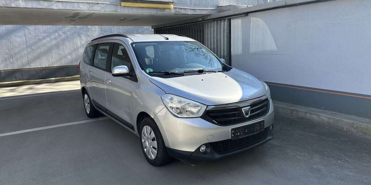 Dacia Lodgy 220.000 km 4.900 &euro; Eschborn 65760