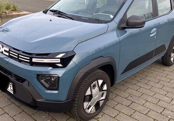 Dacia Spring 13.000 km 11.995 &euro; Friedberg 61169
