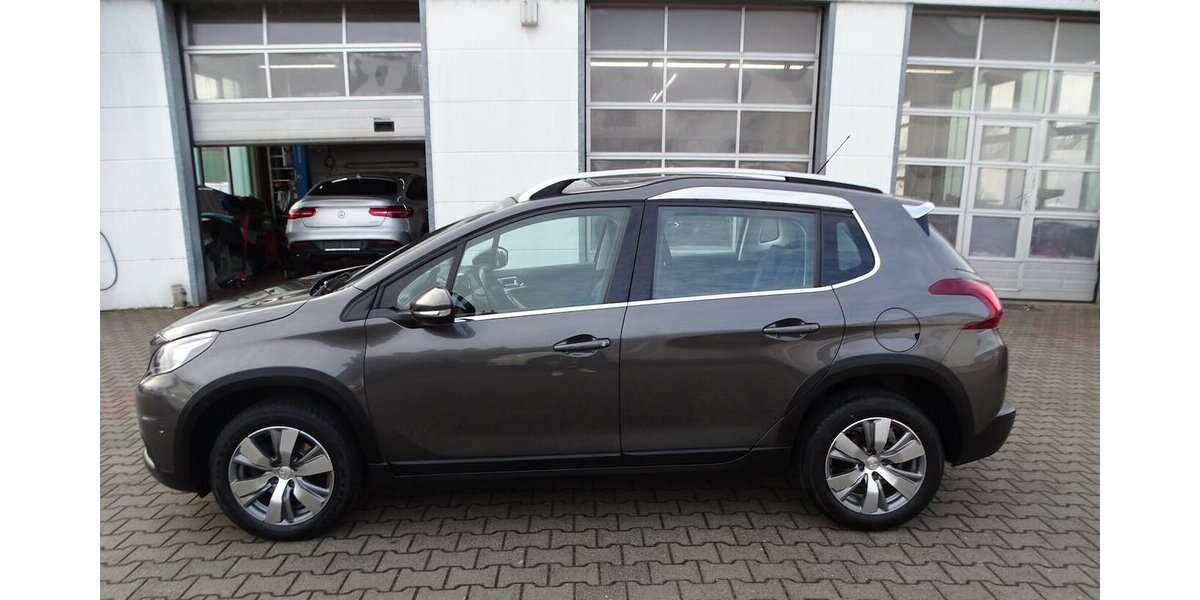 Peugeot 2008 1,2l Allure Einparkhilfe vorne + hinten, Klim 76.200 km 10.990 &euro; Rodgau 63110