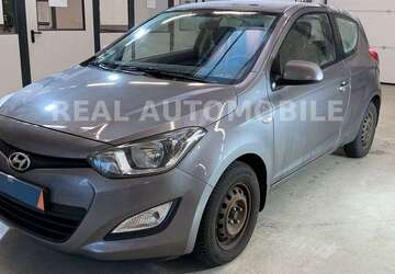 Hyundai i20 87.000 km 4.799 &euro; Frankfurt 65933