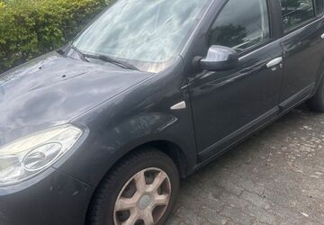 Dacia Sandero 238.000 km 1.290 &euro; Hanau 63452