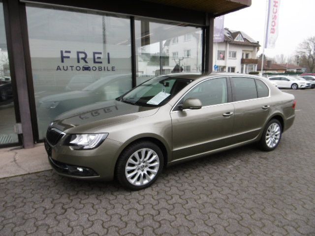 Skoda Superb 115.200 km 12.380 &euro; Gustavsburg 65462