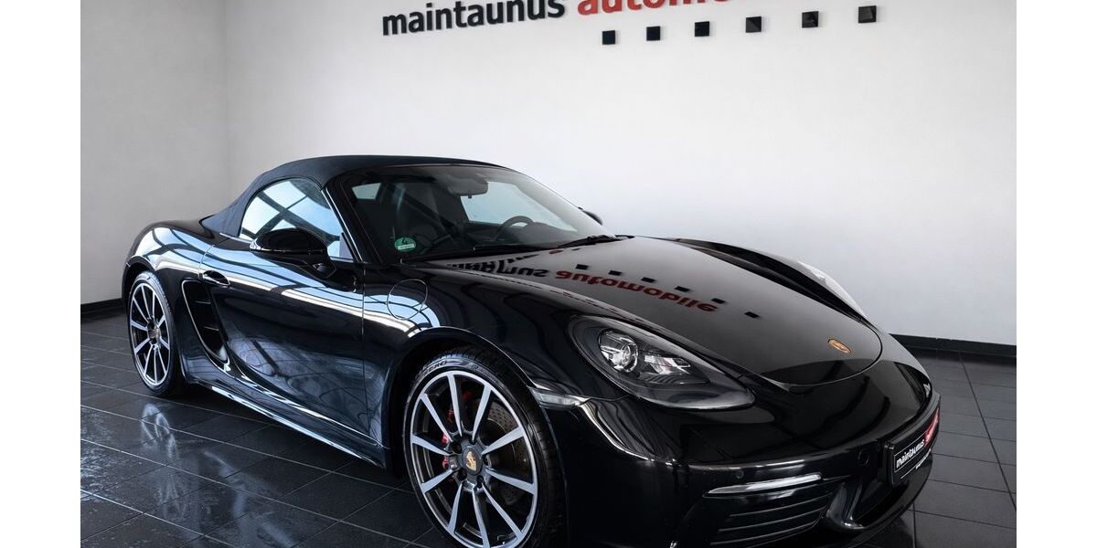 Porsche Boxster 61.000 km 62.900 &euro; Hofheim-Wallau 65719