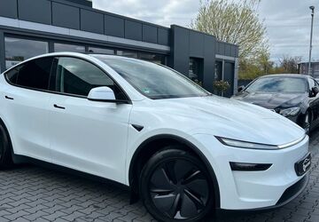 Tesla Model Y 14.800 km 48.890 &euro; Seligenstadt 63500