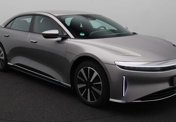 Lucid Air 10.866 km 83.855 &euro; Frankfurt 60388